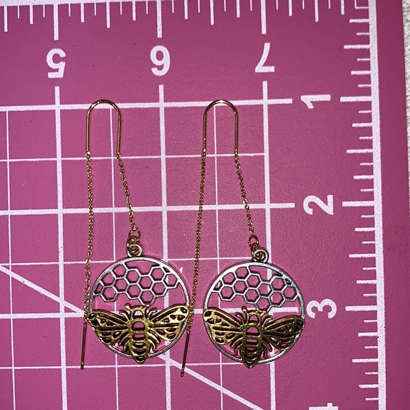 18k Gold Plated Earring Threads with Dangling Bee and Honey Comb Pendant - Picture 2 of 10